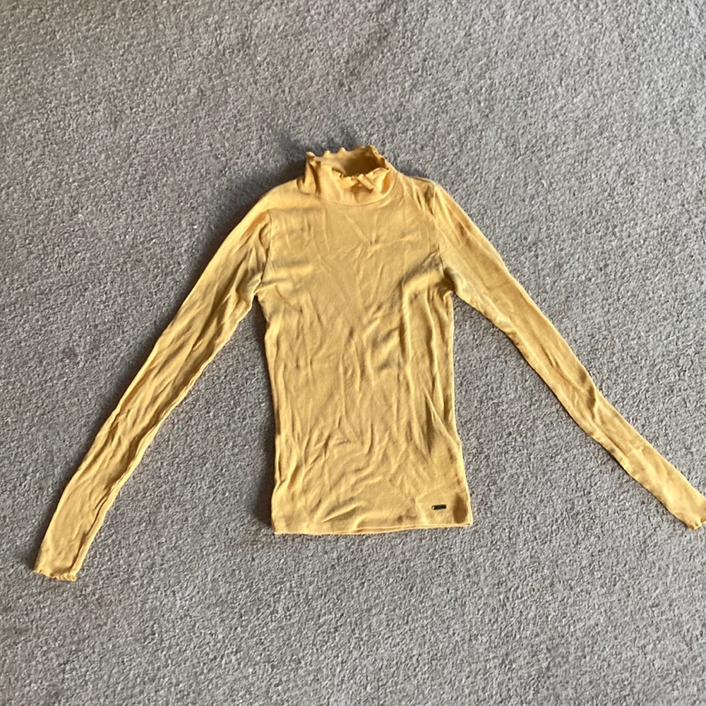 Hollister, Extra Small, Yellow/Orange Long-sleeve Turtleneck